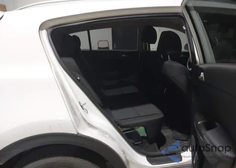 2018 Kia Sportage Lx from USA, damaged, VIN KNDPMCACXJ7408088